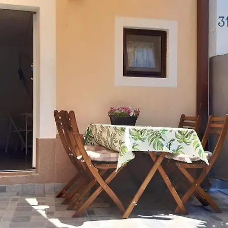 Goga Apartment